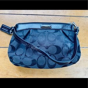 Coach Wristlet Wallet - Black